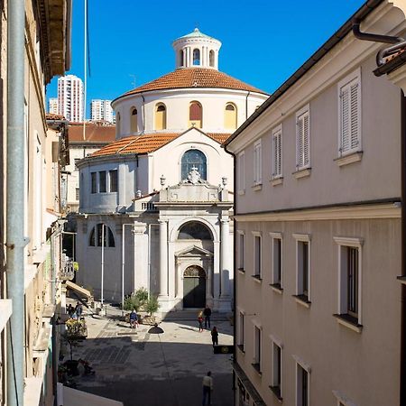 Area2 Center Luxury Apartment Rijeka Buitenkant foto