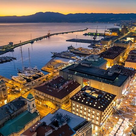 Area2 Center Luxury Apartment Rijeka Buitenkant foto