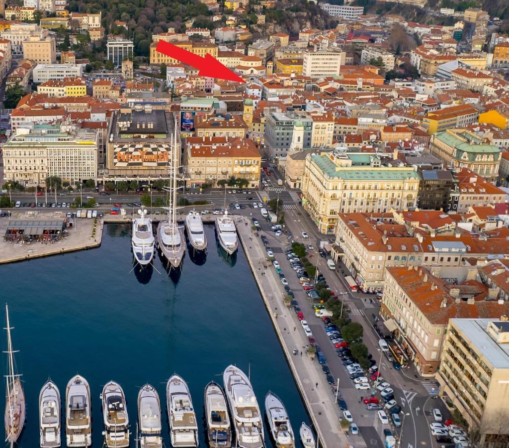 Area2 Center Luxury Apartment Rijeka Buitenkant foto